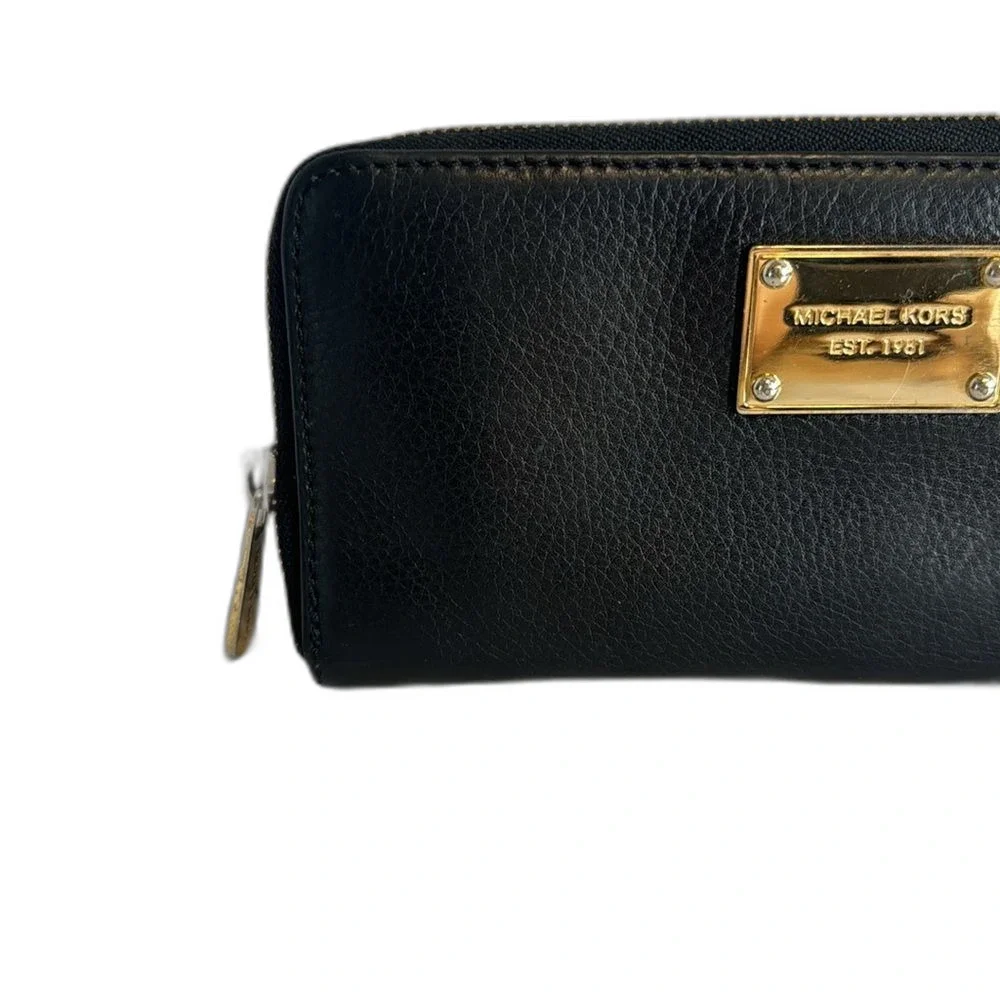 Michael‎ Kors Black Continental Zip Leather Wallet